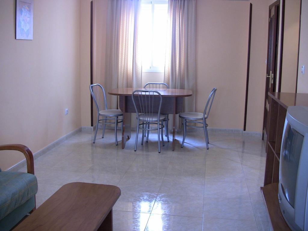 Apartahotel Los Hermanos Ocana  Room photo
